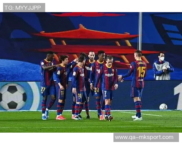 字母哥澄清与巴萨和大巴黎会面传闻坚持训练不受影响