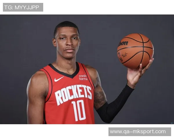 小贾巴里季前赛表现抢眼场均135分45板命中率超五成 小贾巴里季前赛表现抢眼场均135分45板命中率超五成